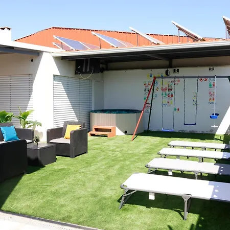 *private Outdoor Area* 300m-beach, Swing/no Stairs Holiday home Sao Martinho do Porto