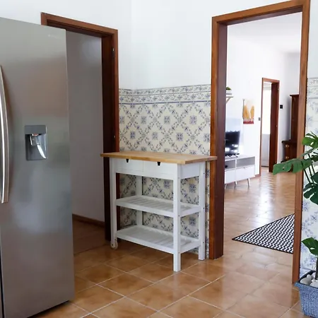 *private Outdoor Area* 300m-beach, Swing/no Stairs بيت للعطل ساو مارتينهو دو بورتو